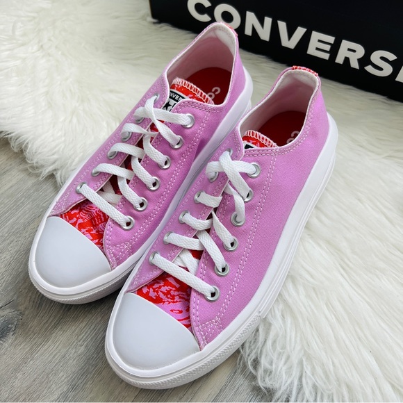 NWT Converse Chuck Taylor All Star Move Platform Women’s Shoes - Picture 2 of 8